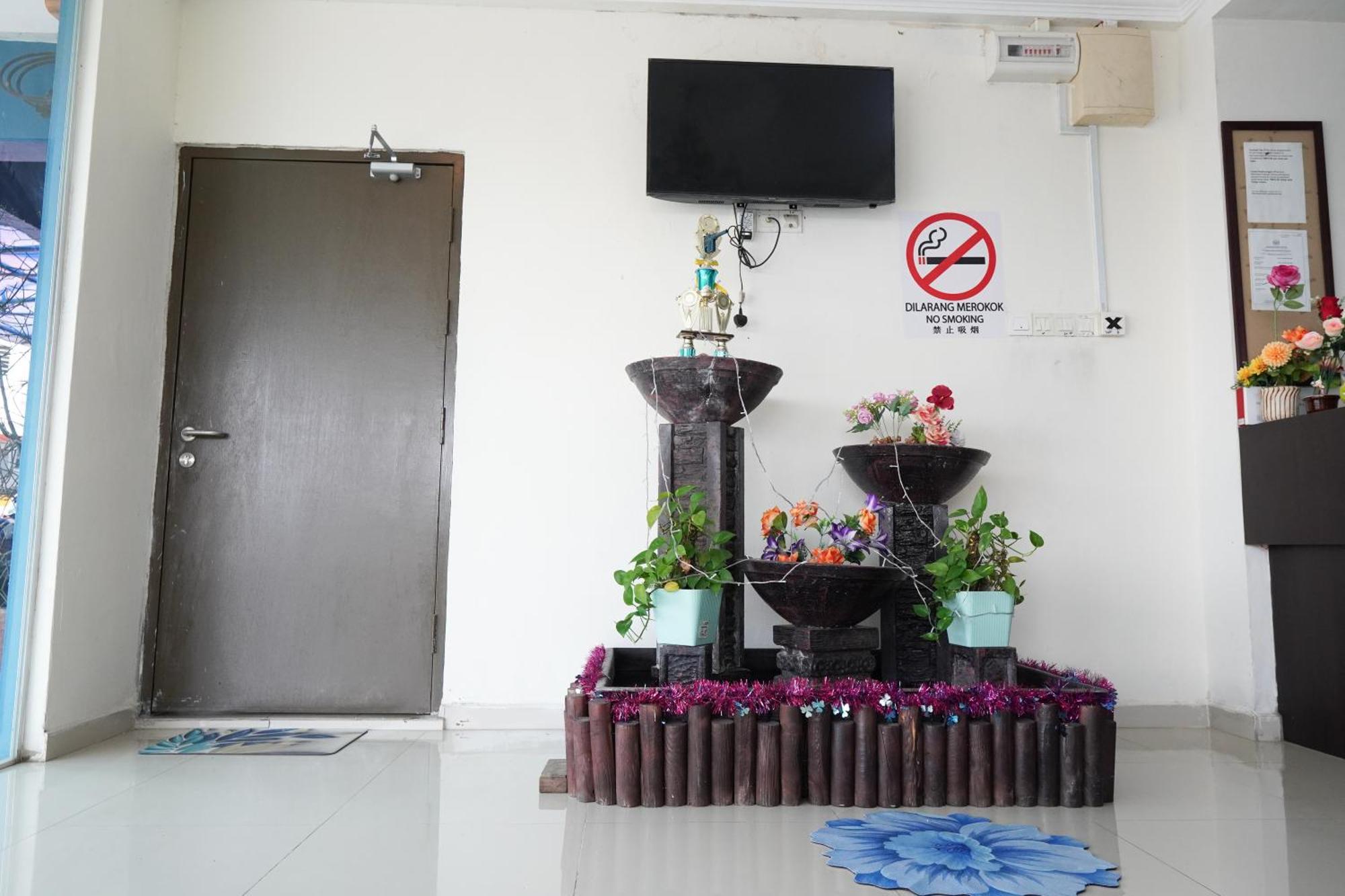 Hotel Shri Putiri Pasir Gudang Exterior photo